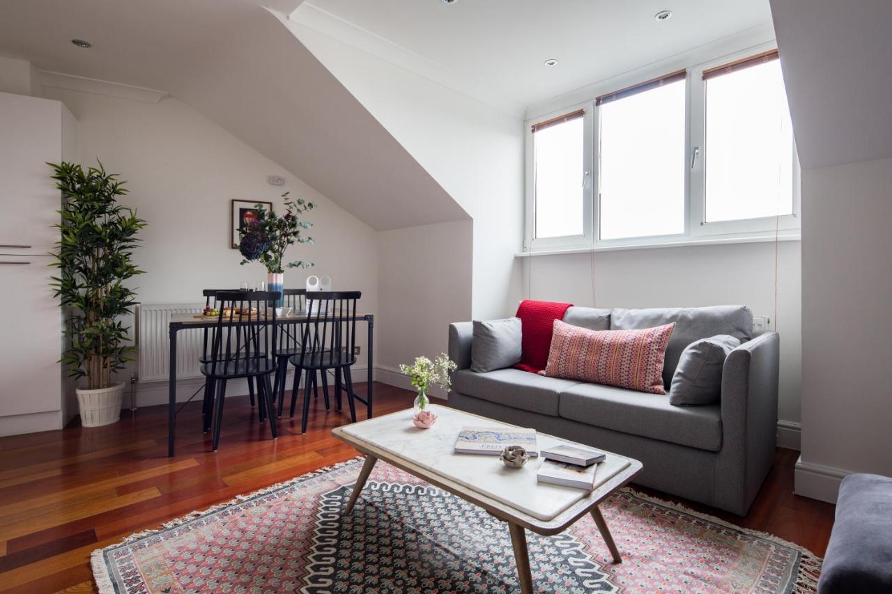 Appartamento The Cromwell Road Escape - Modern & 1bdr Flat With Rooftop Terrace Londra