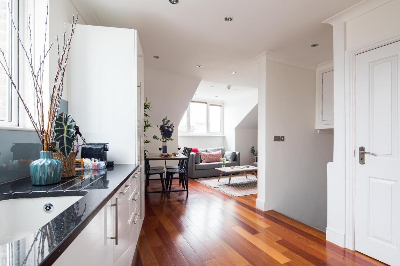 The Cromwell Road Escape - Modern & 1bdr Flat With Rooftop Terrace * Londra